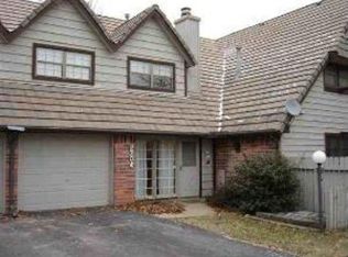 2704 W 24th Ter, Lawrence, KS 66047