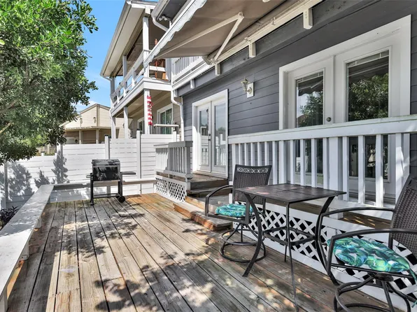 126 April Point Dr N, Montgomery, TX 77356