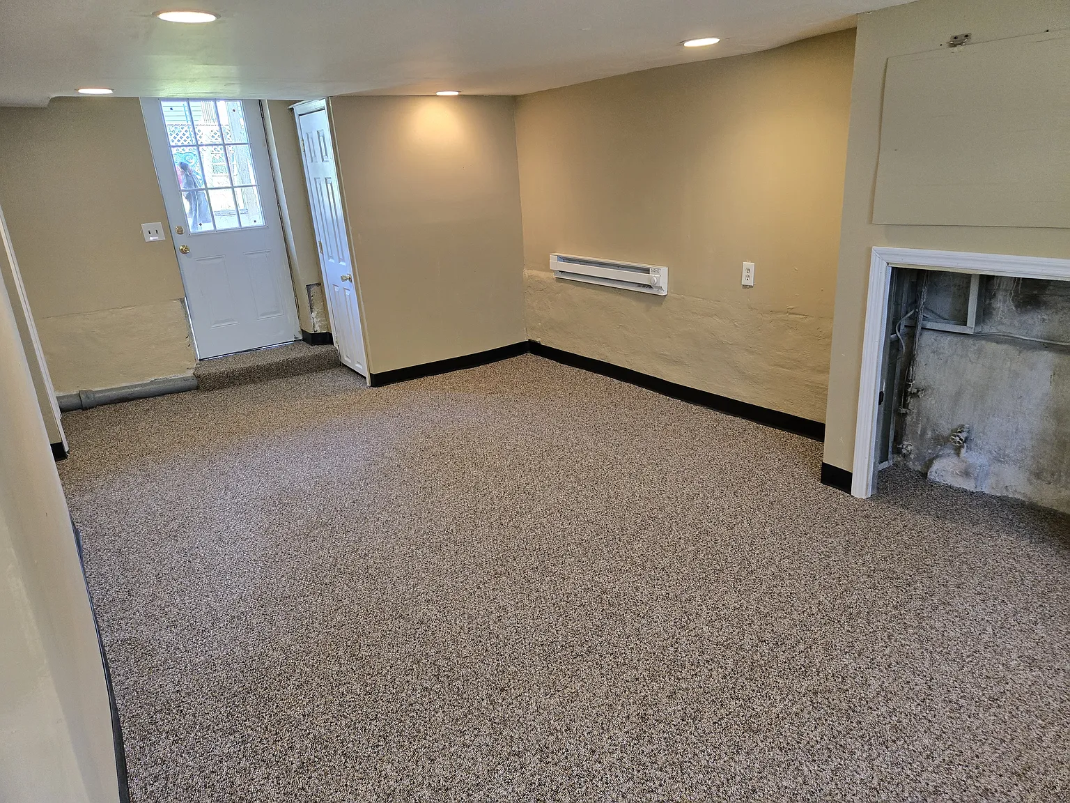 Studio, 450 sqft, $700 — Photo 4