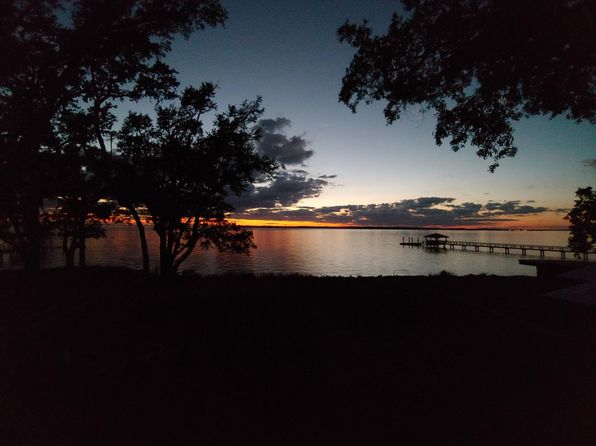 47 Bay Point Rd