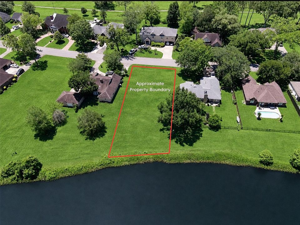 1st image of 2209 Riverside Dr