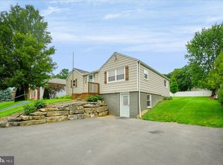 135 Lee Ave, Boalsburg, PA 16827