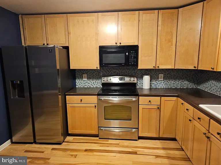 522 Hancock Ct — Photo 2