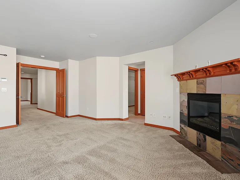1874 Miller Dr — Photo 27