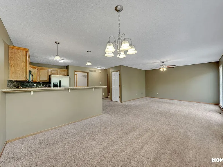8514 Dewitt Rd — Photo 7