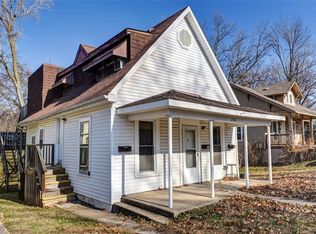 1206 W Maple Ave, Independence, MO 64050