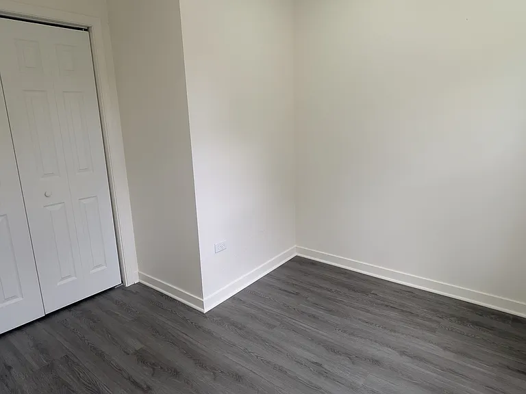 2622 N Central Park Ave #2 — Photo 8