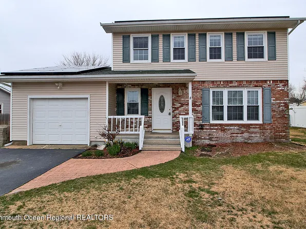 32 Ford Avenue, Bayville, NJ 08721