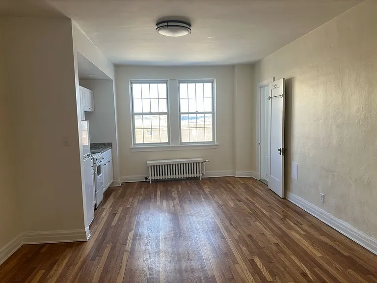 New King Edward Apartments — Photo 105