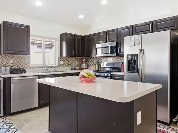 578 W Tara Danette Dr, Tucson, AZ 85704