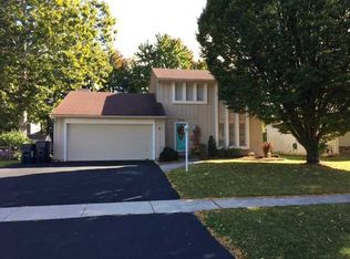 26874 Oakmead Dr, Perrysburg, OH 43551