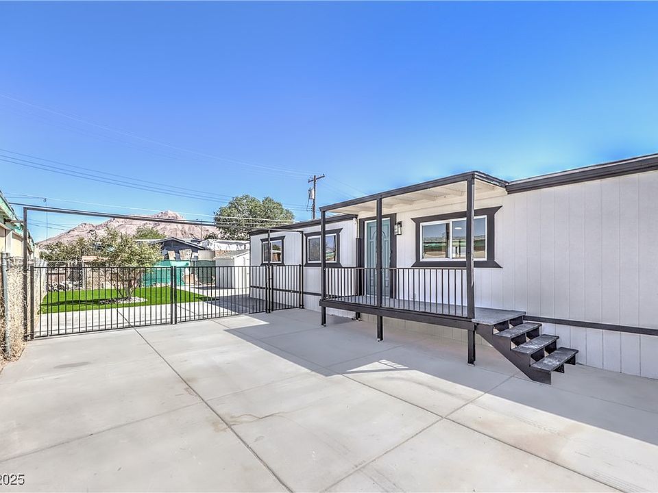 1st image of 2030 Toiyabe St