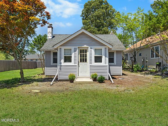 2nd image of 474 Burnt Bark Road