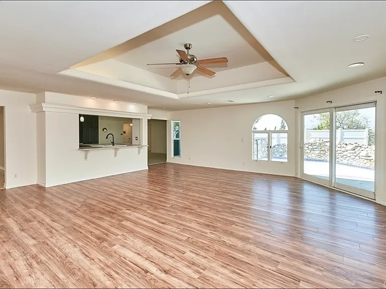 530 Cameron Crest Dr — Photo 18
