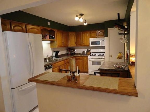 5th image of 3011 Paris Ave APT 208