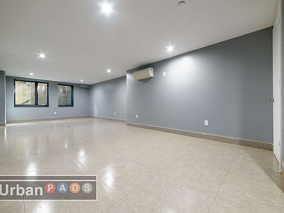 4th image of 562 Park Pl APT B1