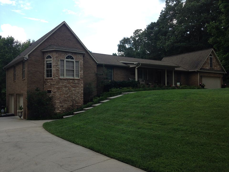 1st image of 4508 Hobble Ln