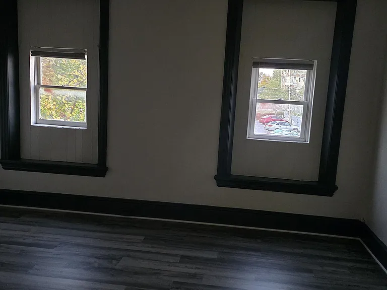 227 Hummel St — Photo 13