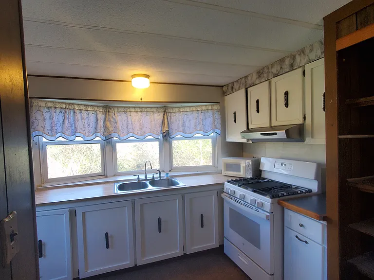 340 Millers Grove Rd — Photo 8