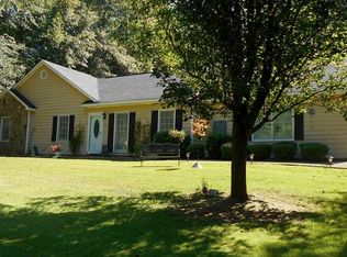 205 Englewood Dr, Lagrange, GA 30240