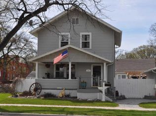 916 4th St N, Fargo, ND 58102