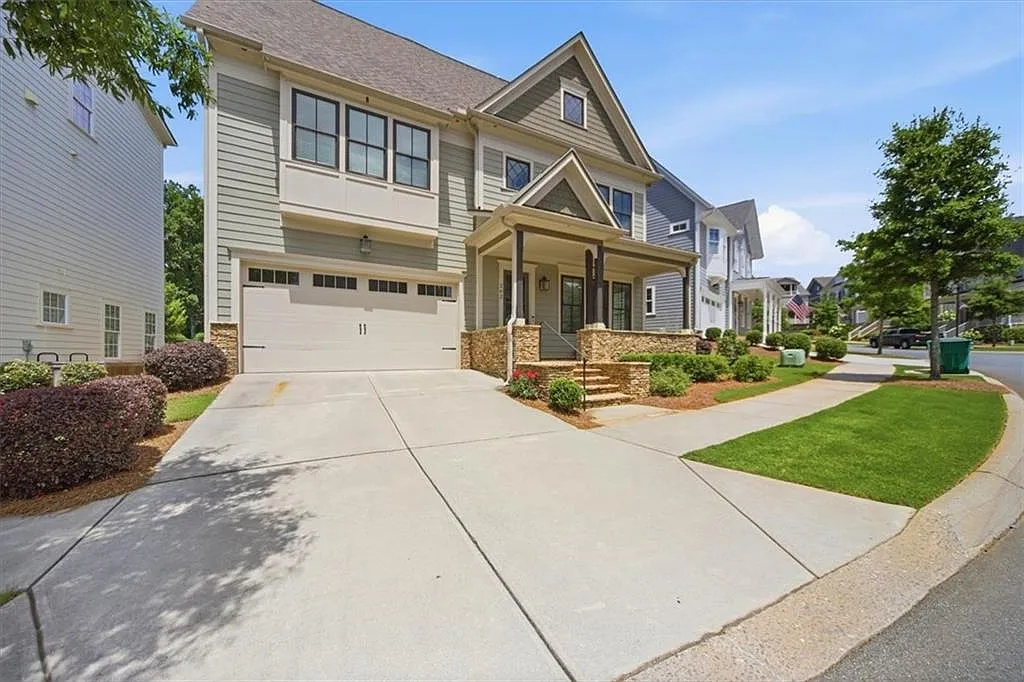 5 bed, 4.0 bath, 3212 sqft, $4,050 — Photo 4