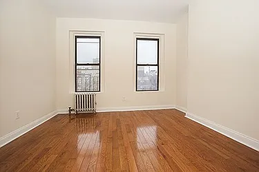 Rented by Platinum Forbes Global Properties