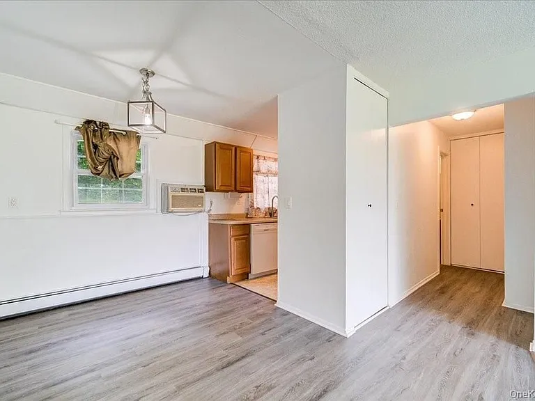 37 Alpine Dr #C — Photo 6