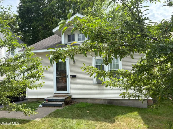 616 Kenwood Avenue, Delmar, NY 12054