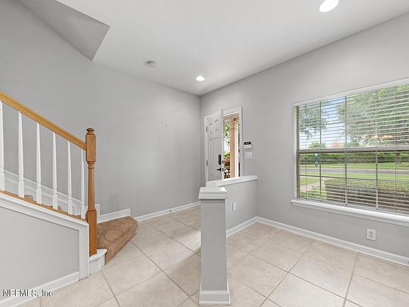 5th image of 8159 Summerside Cir