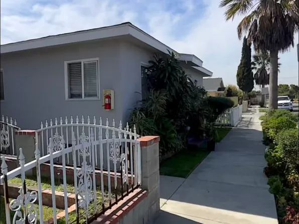 152 W Market St #2, Long Beach, CA 90805