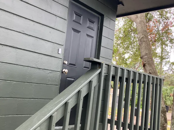 2504 6th St S #1/2, Saint Petersburg, FL 33705