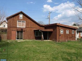 38 E 2nd St, Lansdale, PA 19446