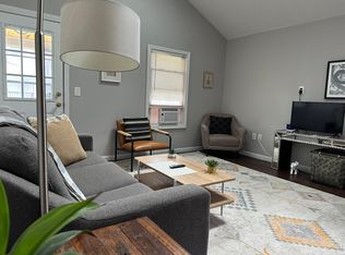 2249 W 11th St APT 2, Cleveland, OH 44113