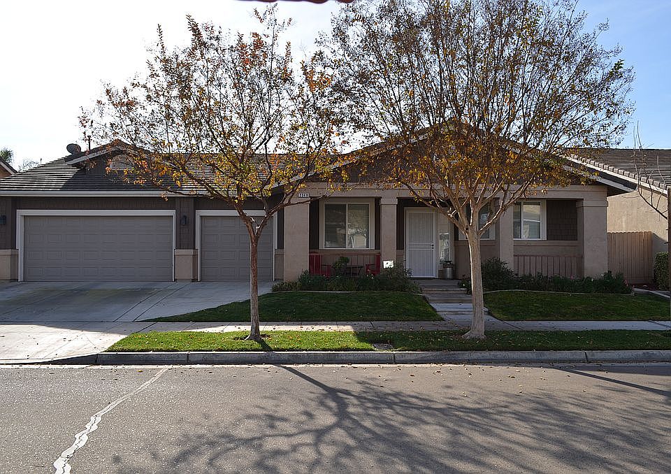 2349 E Evening Glow Ave, Reedley, CA 93654 Zillow