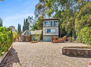 6610 1/2 Padre Ter, Los Angeles, CA 90068