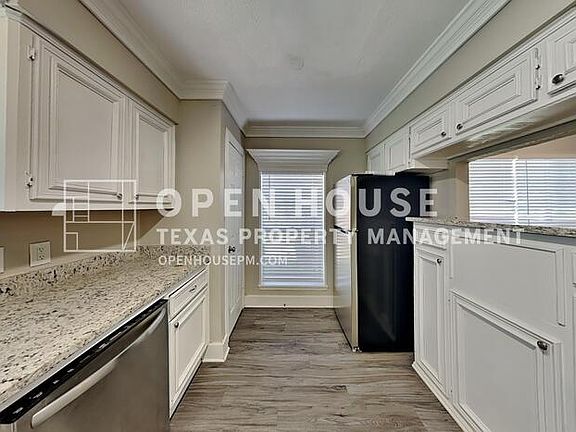 5th image of 17006 Barton Oaks Ct