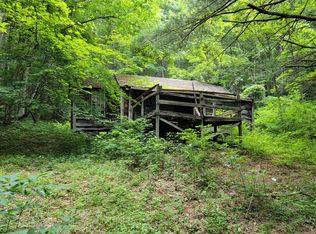 Hidden Hollow Ln, Troutdale, VA 24378