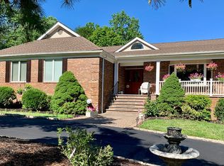 13 Nottingham Way, Warren, NJ 07059