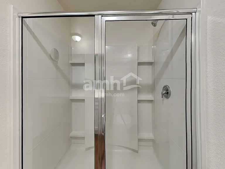 2053 Southlea Dr — Photo 13