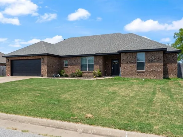 1000 White Oak St, Elkins, AR 72727