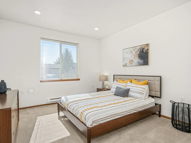 1x1 Bedroom