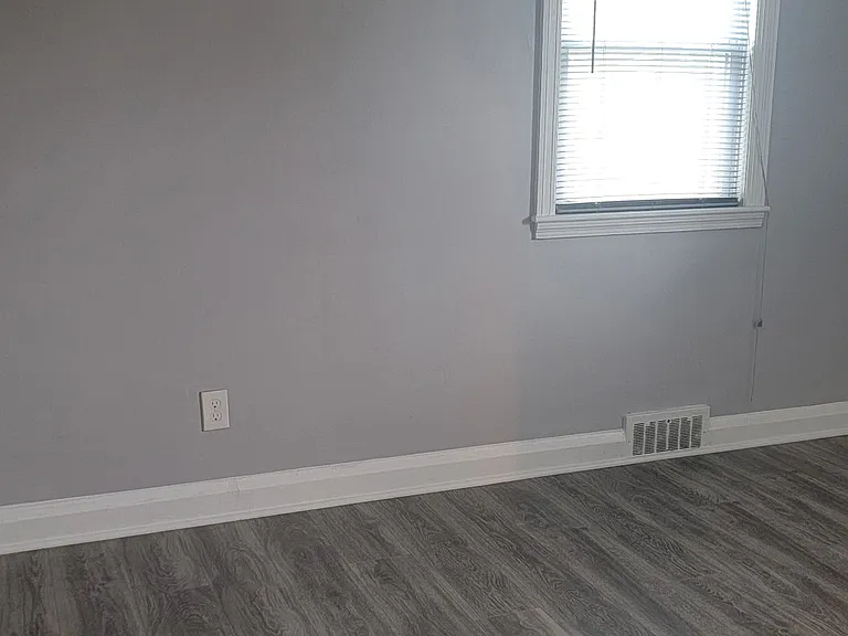 middle room