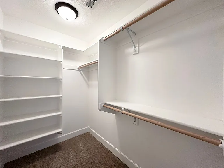 4337 N Hunt St — Photo 21