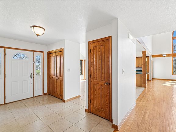 3rd image of 4224 20th St