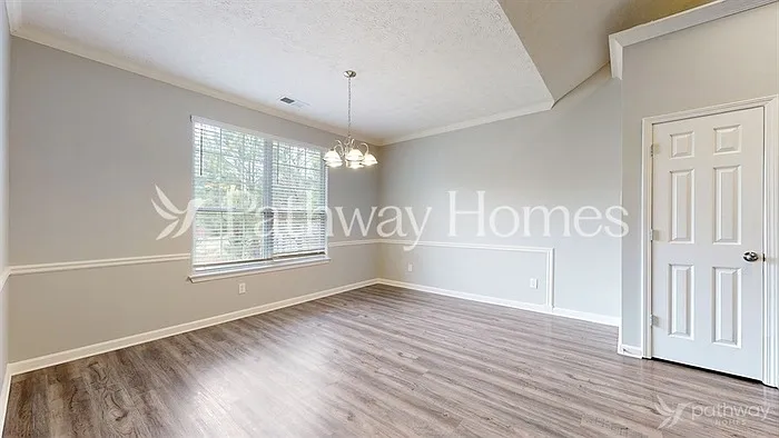 8401 Somerton Cir — Photo 6