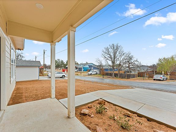 4th image of 1875 Greenwood Lane