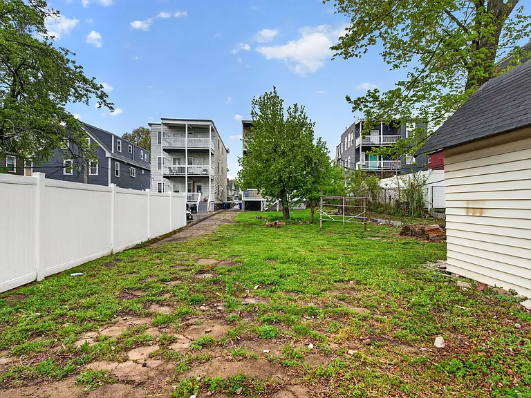 64 Topliff St #3 — Photo 34