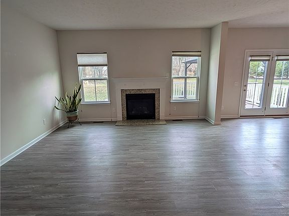 4th image of 3306 Jackson Park Dr NW