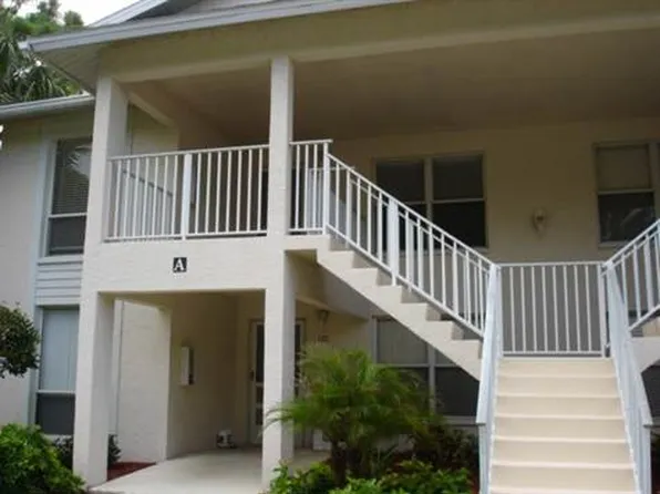 1100 Sarah Jean Cir APT 201, Naples, FL 34110